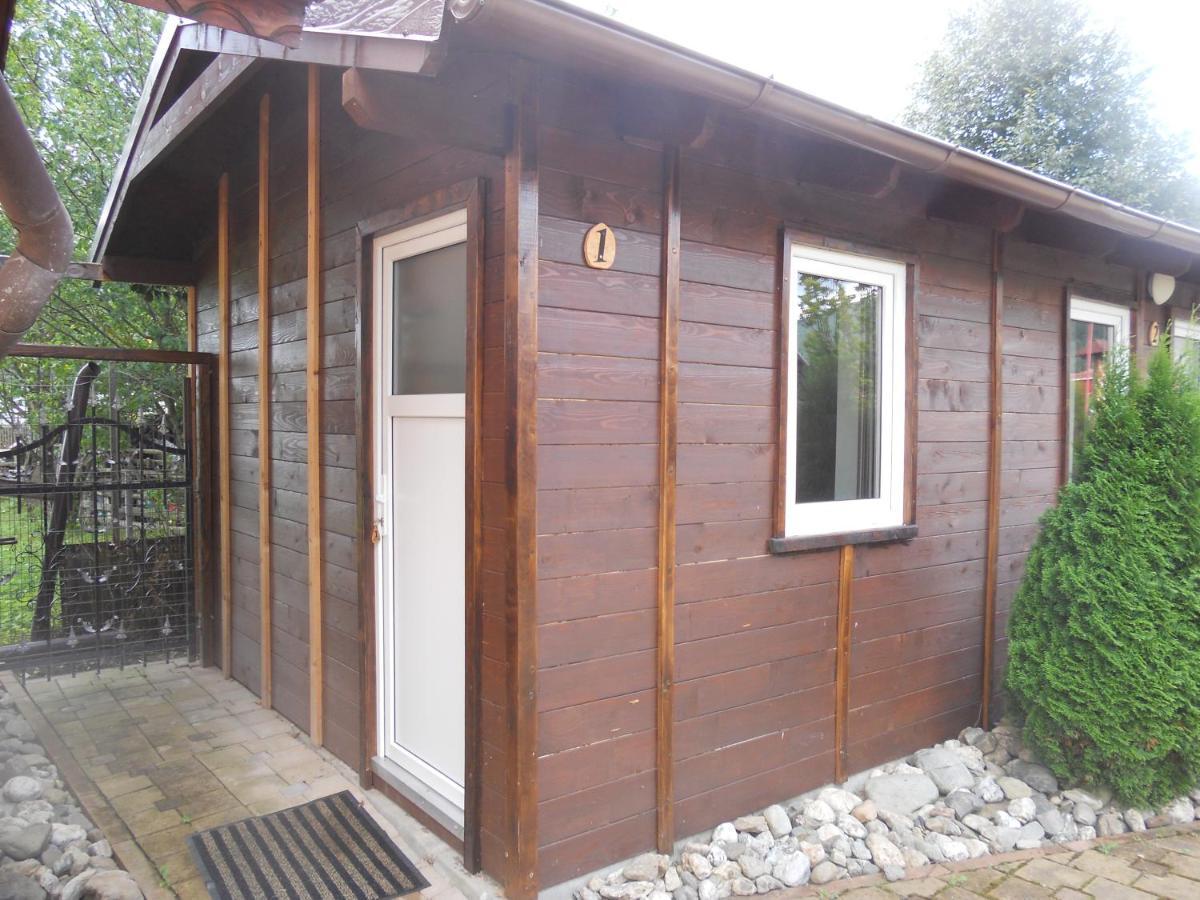 Pension, Camping & Biker Station Zur Deutschen Eiche Ciocanesti Bagian luar foto