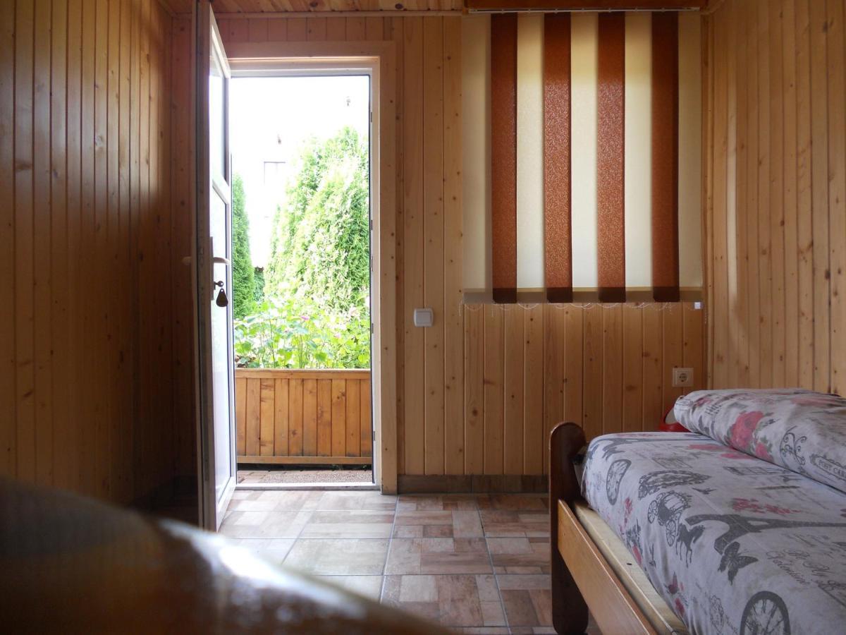 Pension, Camping & Biker Station Zur Deutschen Eiche Ciocanesti Bagian luar foto