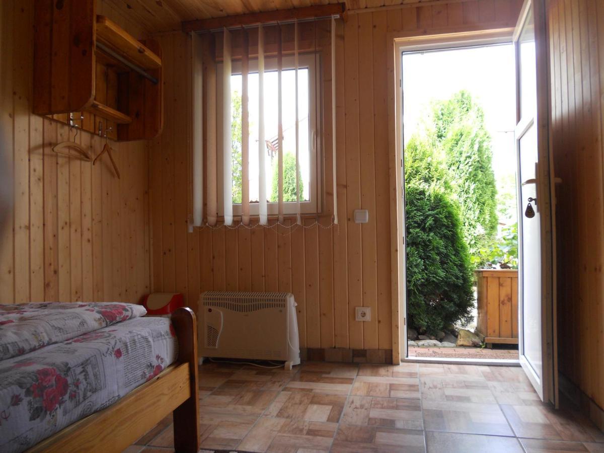 Pension, Camping & Biker Station Zur Deutschen Eiche Ciocanesti Bagian luar foto